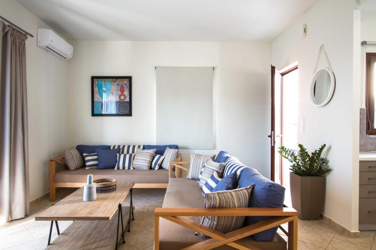 Mike'S Apartment I Luxury Above The Sea Kissamos Exterior photo